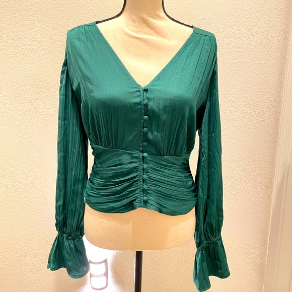 Anthropologie Ruched buttoned top - Picture 1 of 4